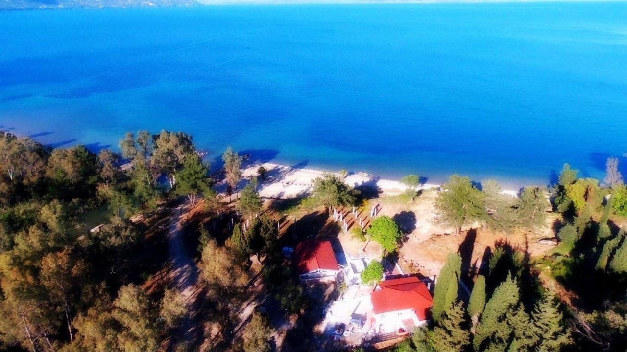 Villa Spiaggia Bianca Dafnila エクステリア 写真
