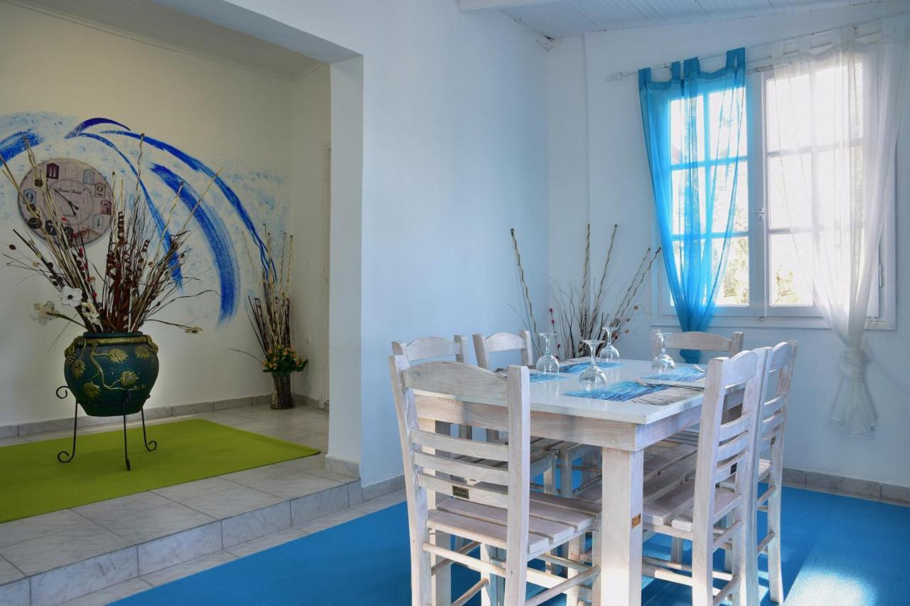 Villa Spiaggia Bianca Dafnila エクステリア 写真